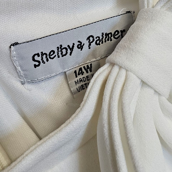 Shelby & Palmer Elegant White Midi Dress - Picture 3 of 4